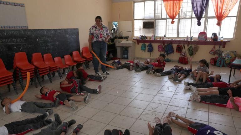 Ciudad Juarez calor suspenden clases