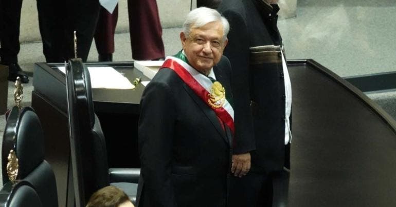 AMLO reporta ingreso millon 200 mil pesos