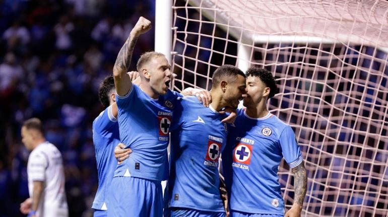 Cruz Azul Iztacalco estadio consulta Lourdes Paz