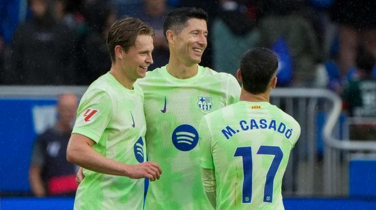 Lewandowski triplete Barcelona Alaves