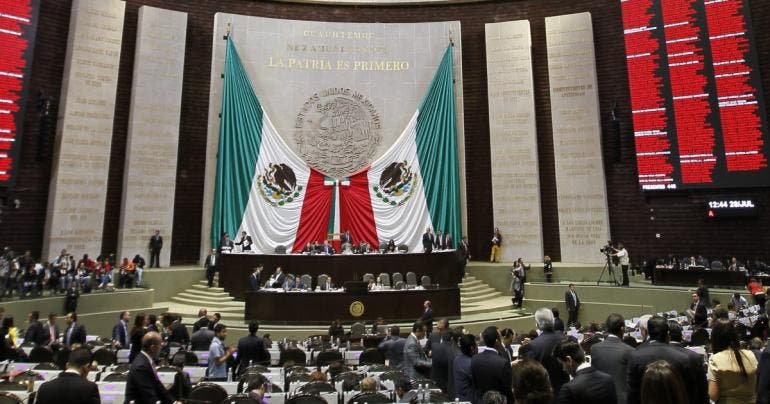 iniciativa presidencial restructuracion gobierno diputados