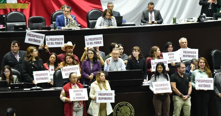 avalan PEF 2025 diputados