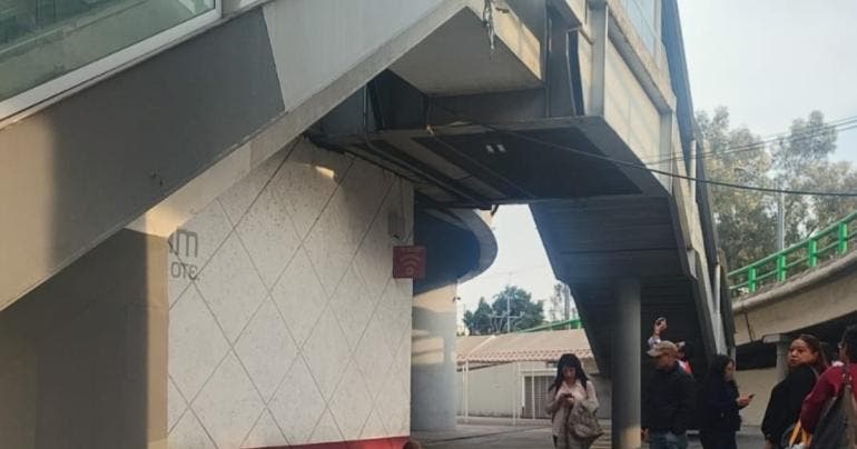 nina cae escaleras Cetram Periferico Oriente