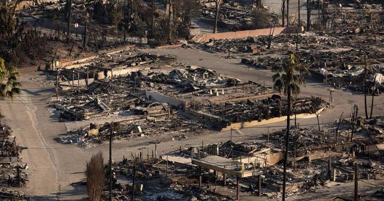 Devastación en Los Ángeles