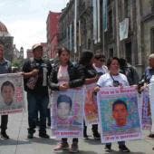 AMLO y Sheinbaum se reunirán con padres de los 43 de Ayotzinapa el próximo 29 de julio