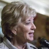 Linda McMahon WWE Trump secretaria educacion