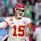 Patrick Mahomes Chiefs Bills tricampeonato