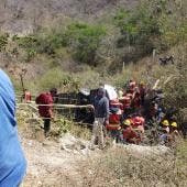 Mitla Tehuantepec vuelca autobus 11 muertos